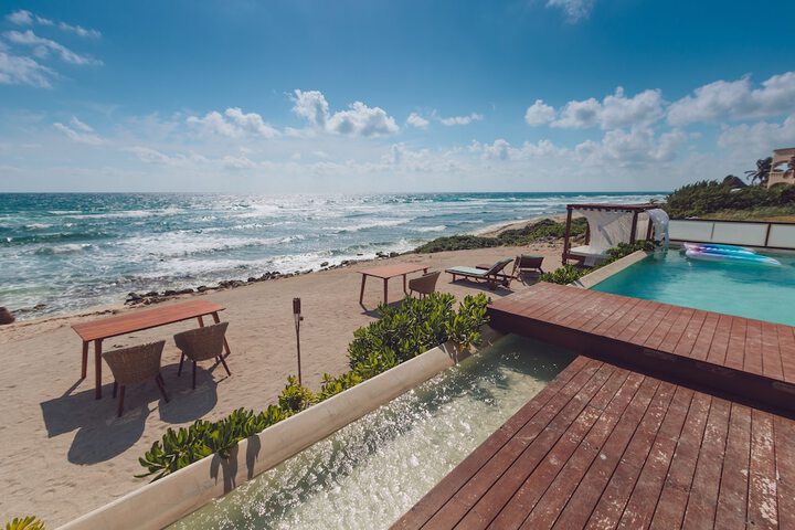 Pool 58 of 107