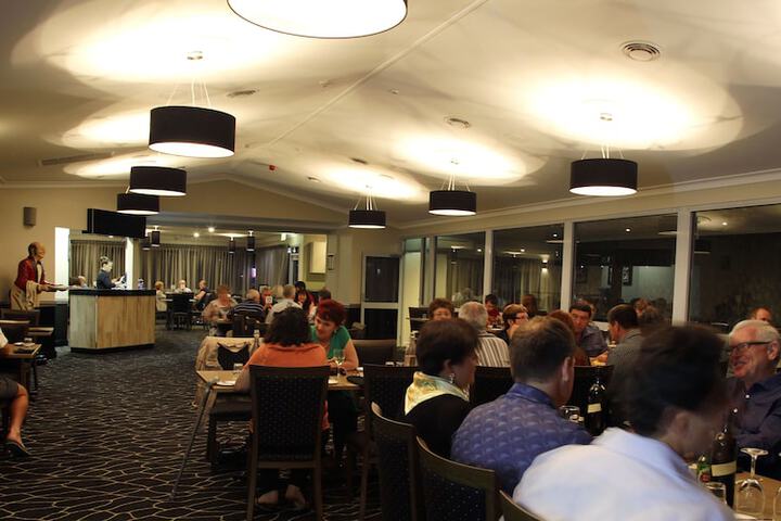 Dining 67 of 74