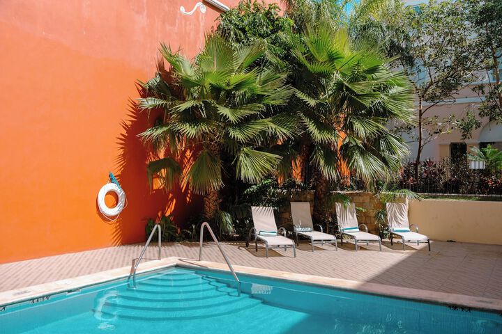 Pool 28 of 60