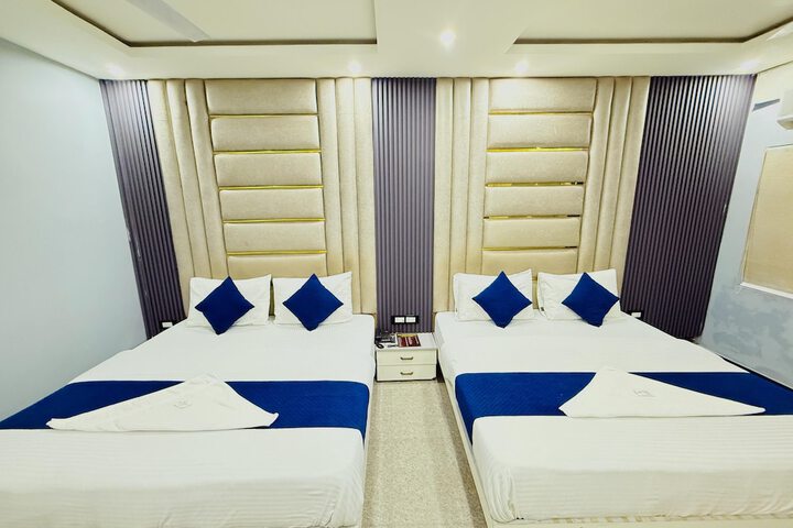 Room 15 of 26