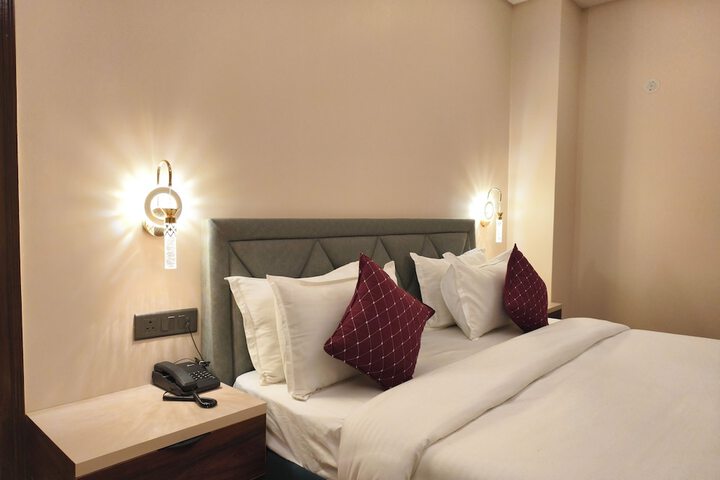 Room 17 of 73