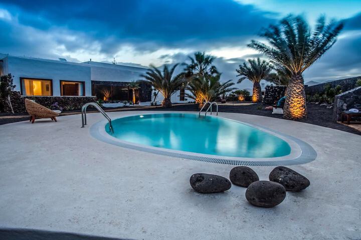 Los Lirios Hotel Rural in Tías