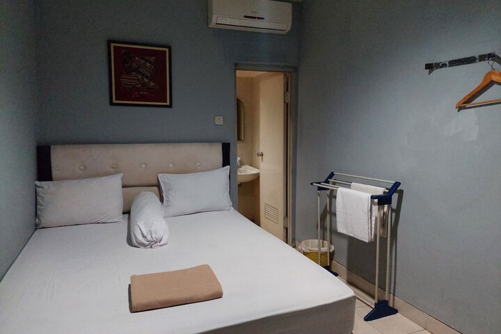 Room 7 of 41