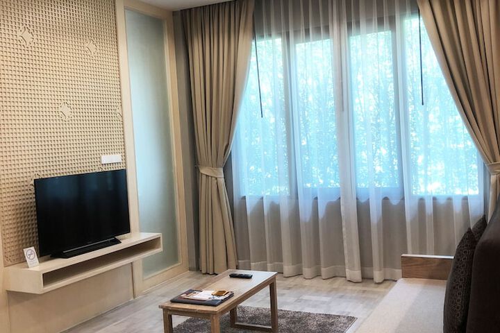 Room 35 of 99