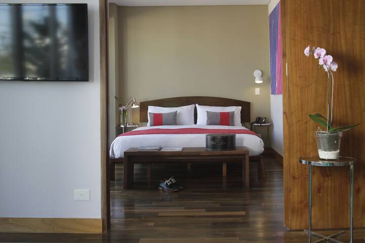 Room 13 of 81
