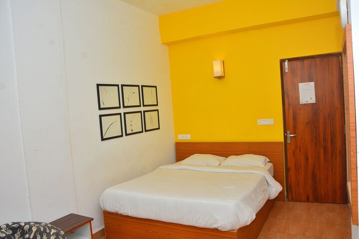 Room 6 of 37