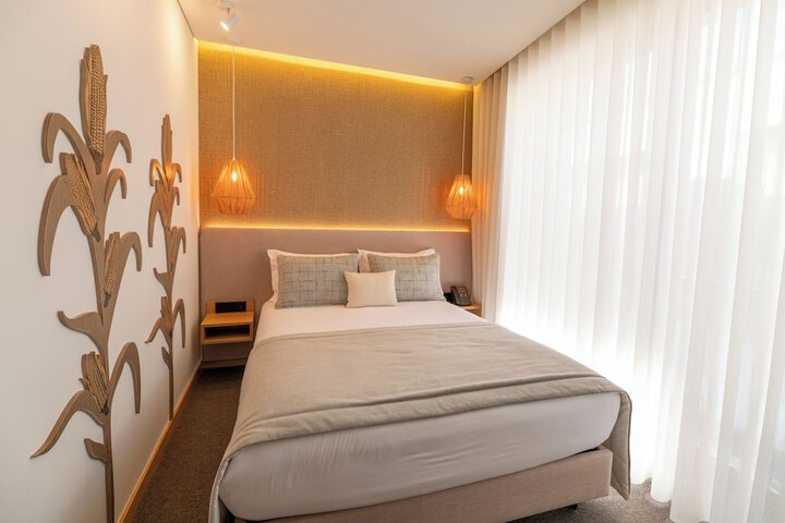 Room 12 of 49