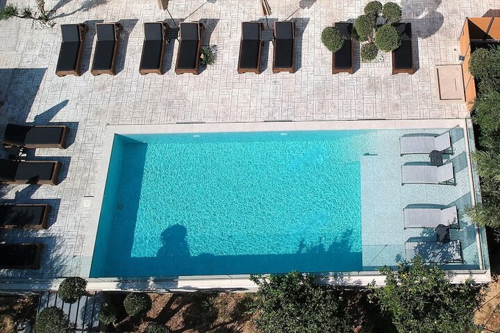 Pool 43 of 68