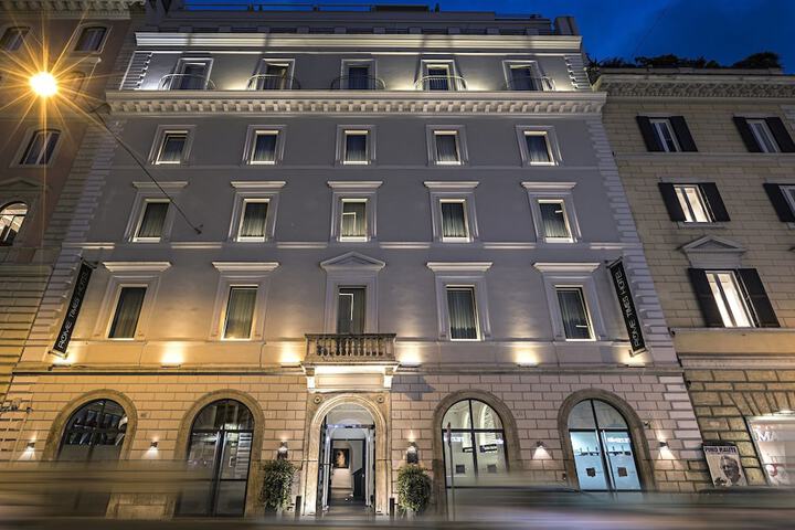 Hotel 77 of 79