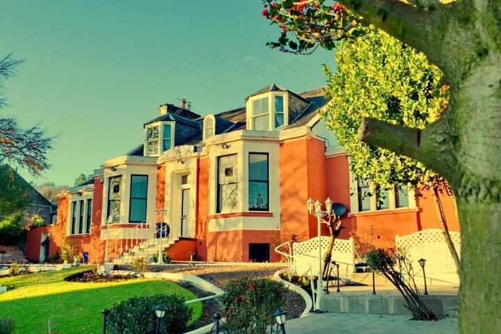 Tayview Hotel