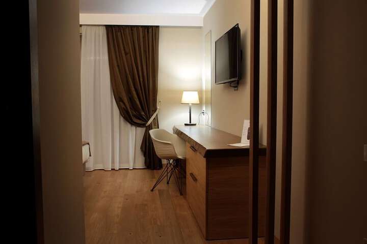 Room 17 of 59