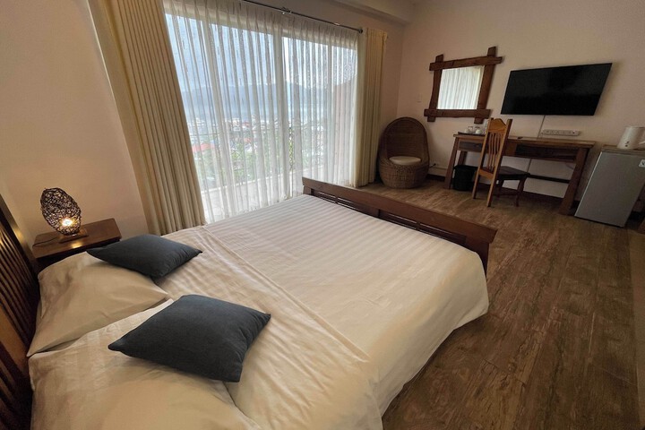 Room 18 of 68
