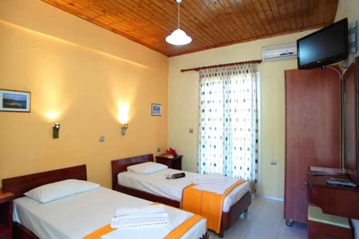 Room 3 of 14