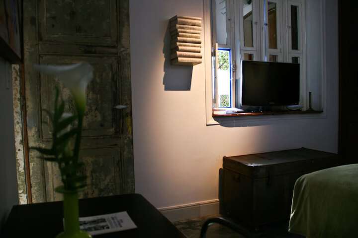 Room 13 of 41