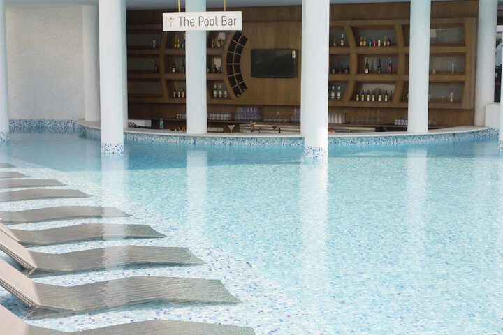 Pools & Facilities