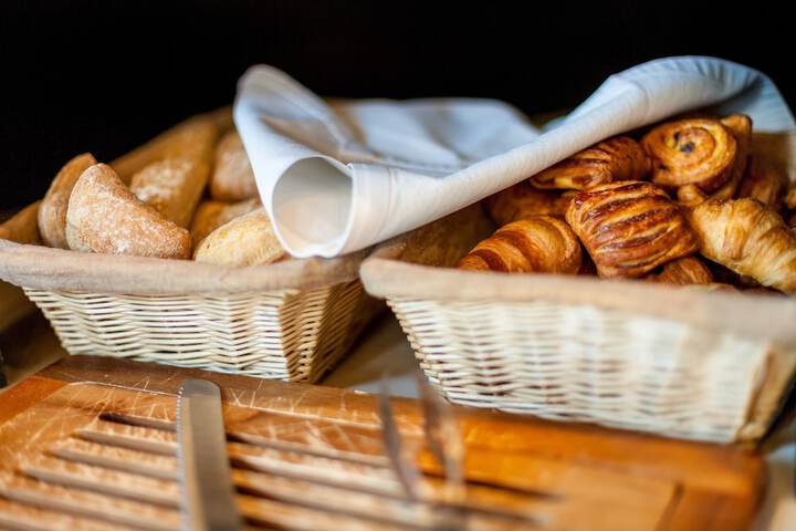 Breakfast/Coffee Service 78 of 105