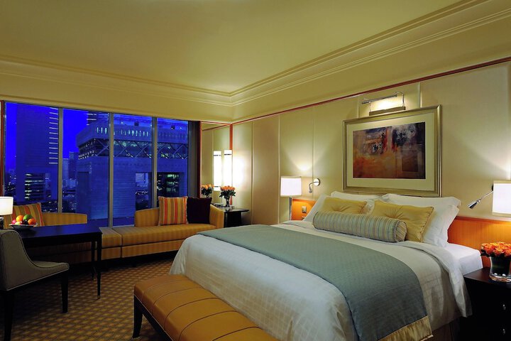 Room 15 of 127