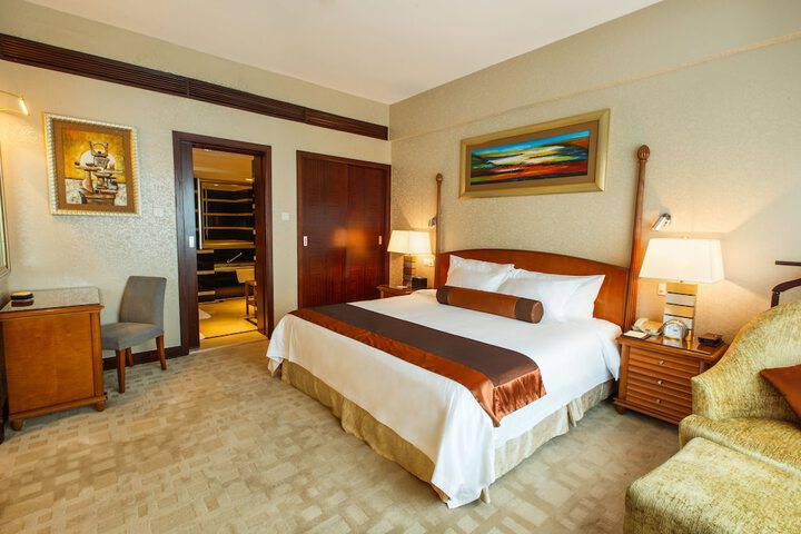 Room 16 of 144