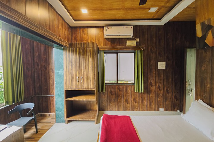Room 50 of 125