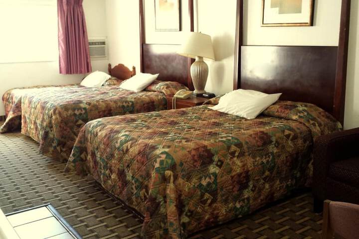 Room 9 of 26