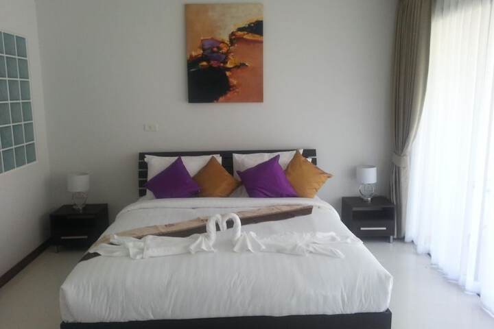 Room 5 of 64