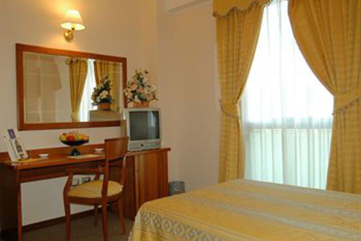 Standard Suite