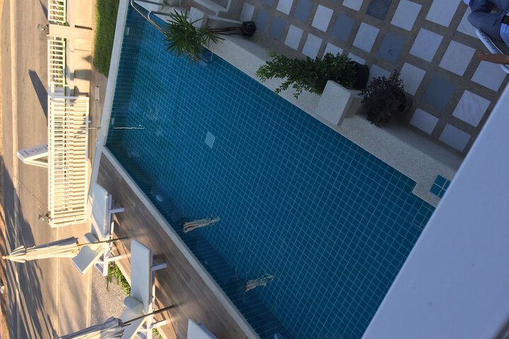 Pool 29 of 52