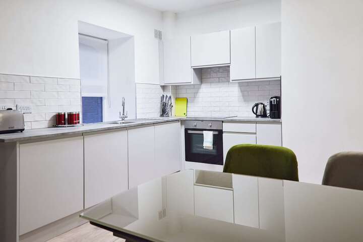 Room 34 of 62
