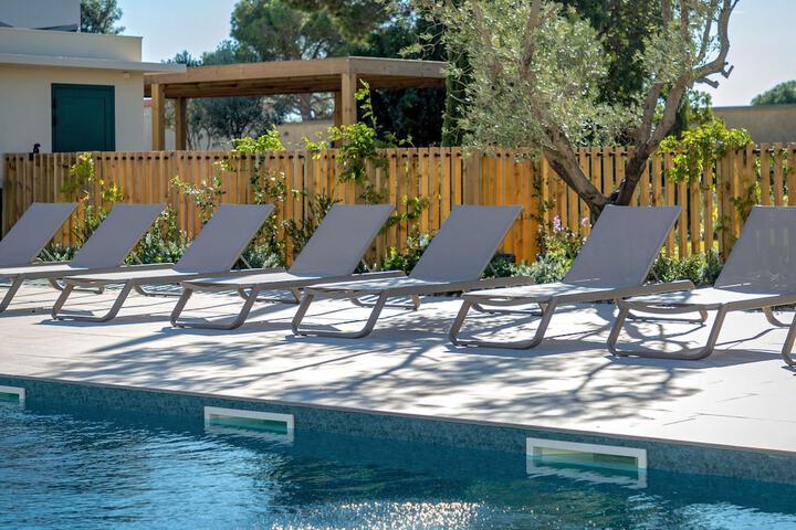 Hotel with Pool