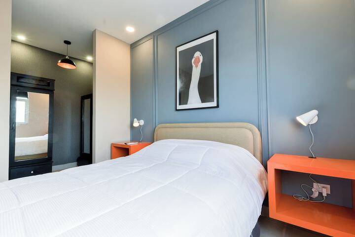 Room 20 of 249