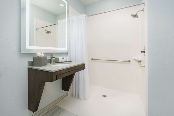 Bathroom shower