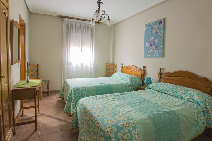 Room 12 of 104
