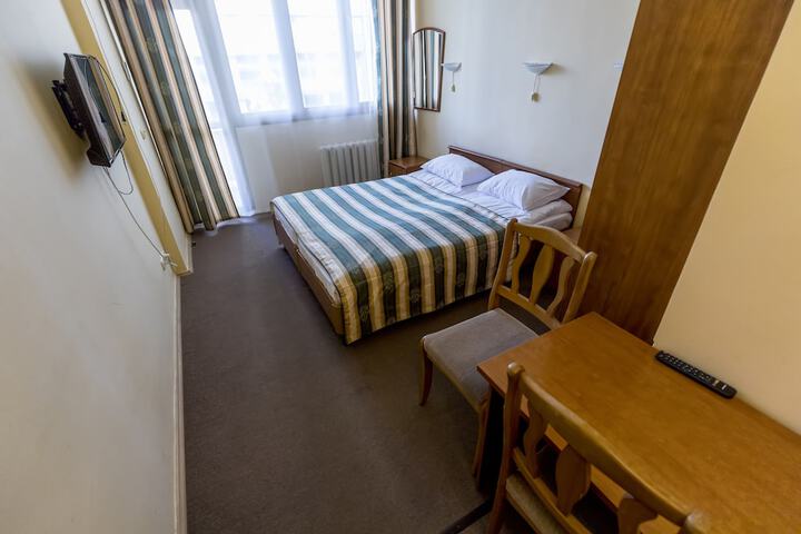 Room 7 of 53