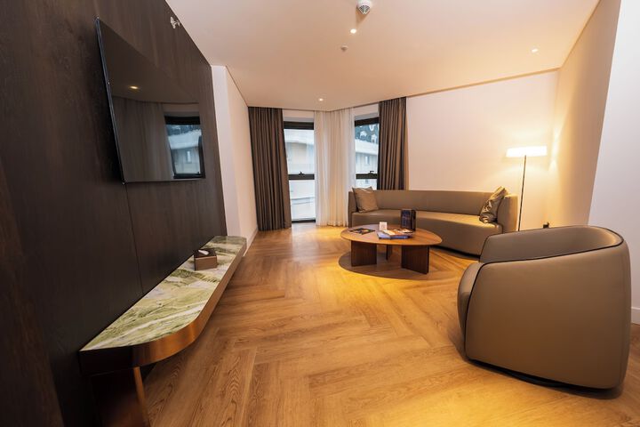 Room 109 of 200