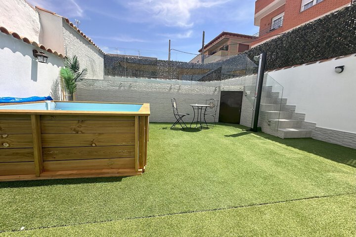 Pool 103 of 135
