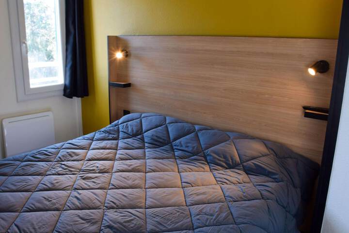 Room 8 of 29