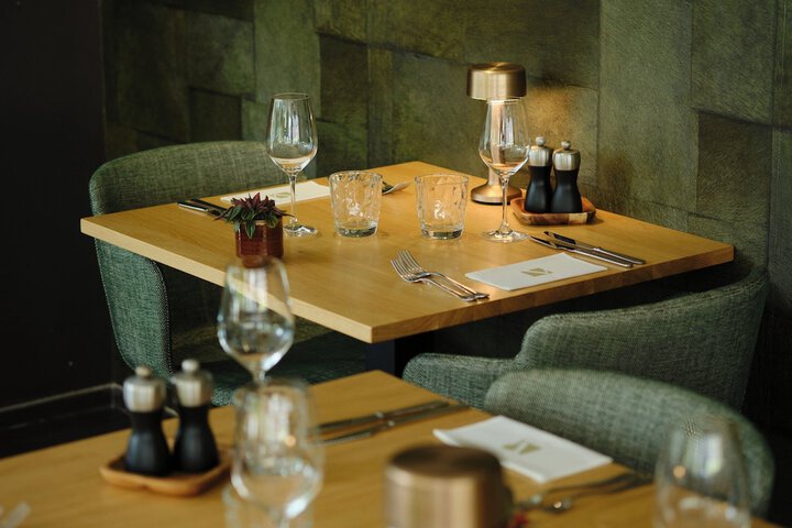 Dining 49 of 83