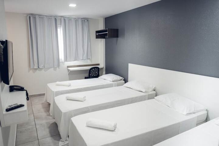 Room 3 of 39