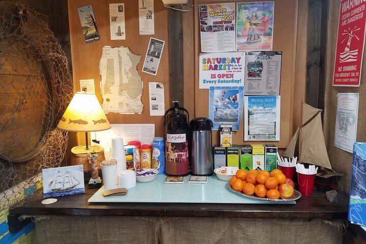 Breakfast/Coffee Service 96 of 168