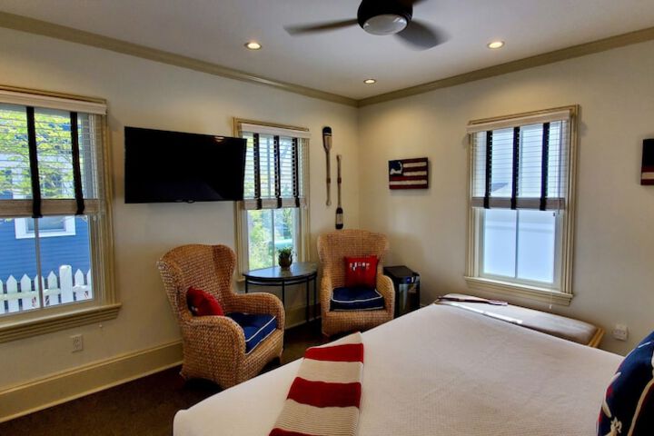 Room 28 of 125