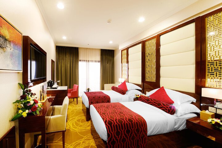 Room 17 of 25