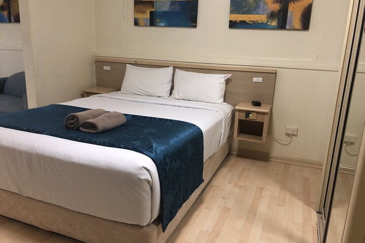 Room 7 of 53