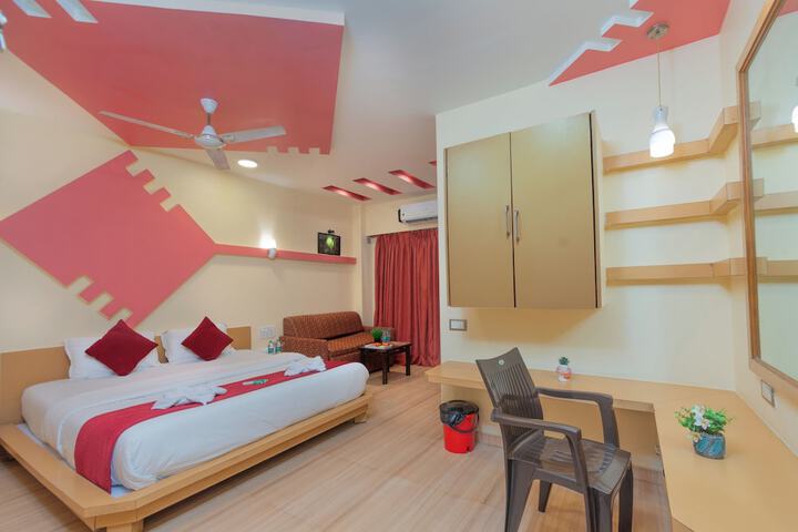 Room 16 of 27
