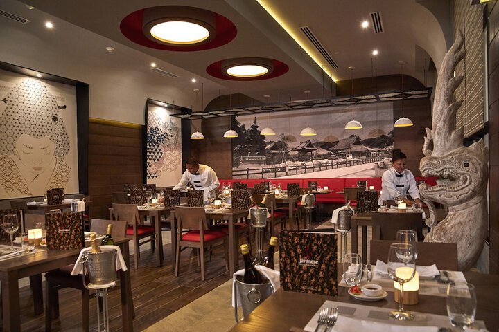 Dining 64 of 104