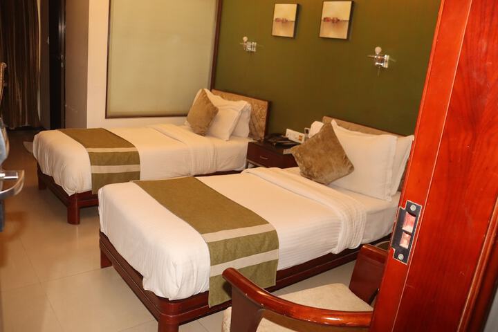 Room 9 of 54