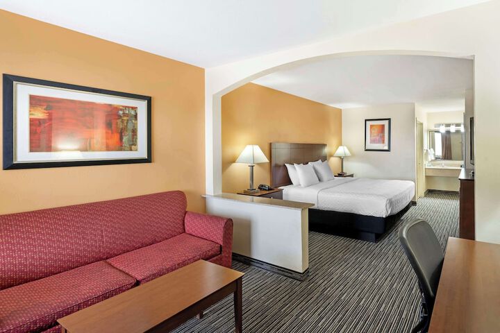 Room 5 of 24