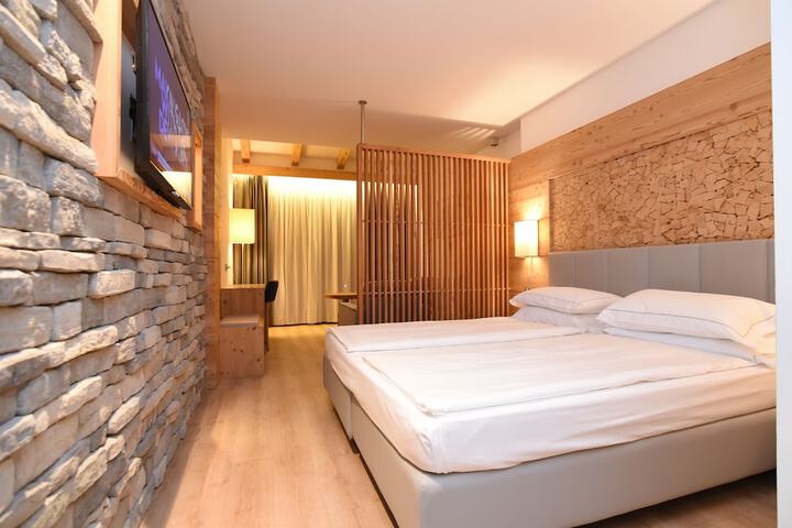 Room 14 of 54