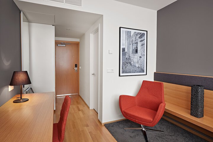 Room 38 of 81