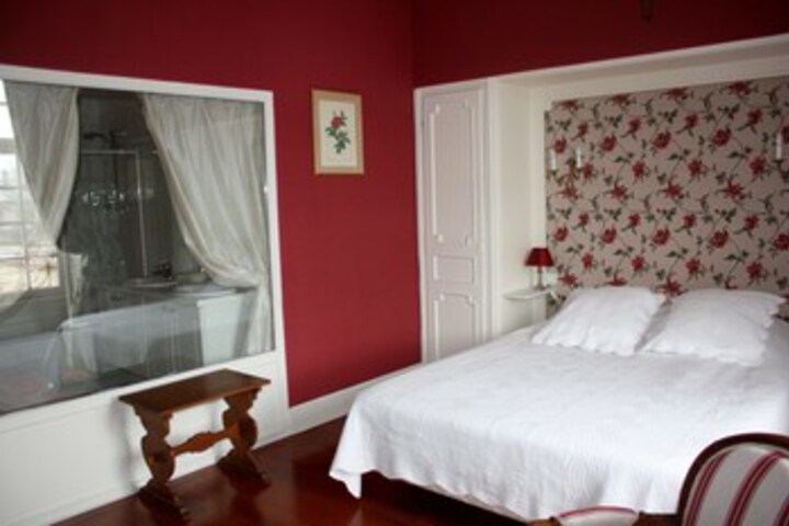 Room 18 of 26