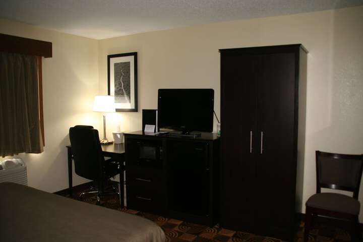 Room 12 of 60